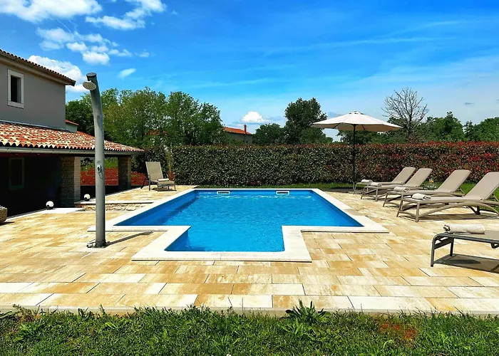Three-bedroom In * Katun