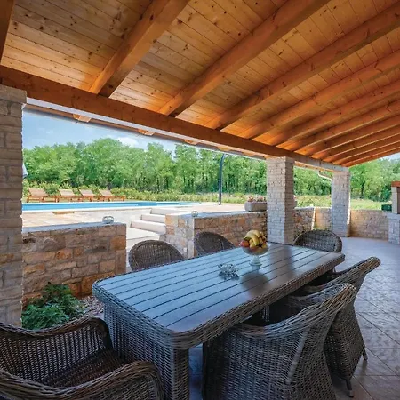 Amazing Home In Katun Holiday home Katun