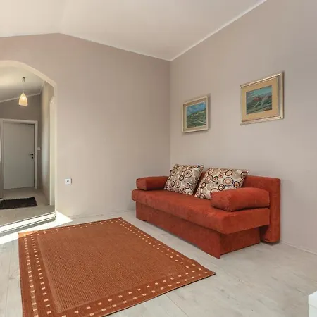Three-bedroom In بيت للعطل Katun