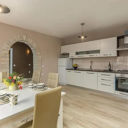 Holiday home Amazing Home In Katun Katun